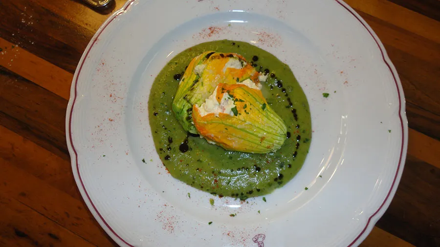 Piatti e ambienti dell'Osteria dal Capo